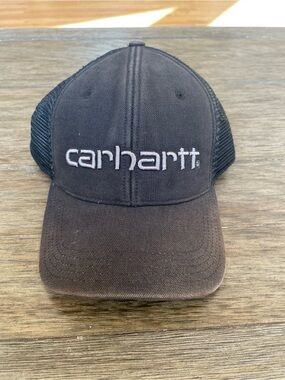 Carhartt snapback hat